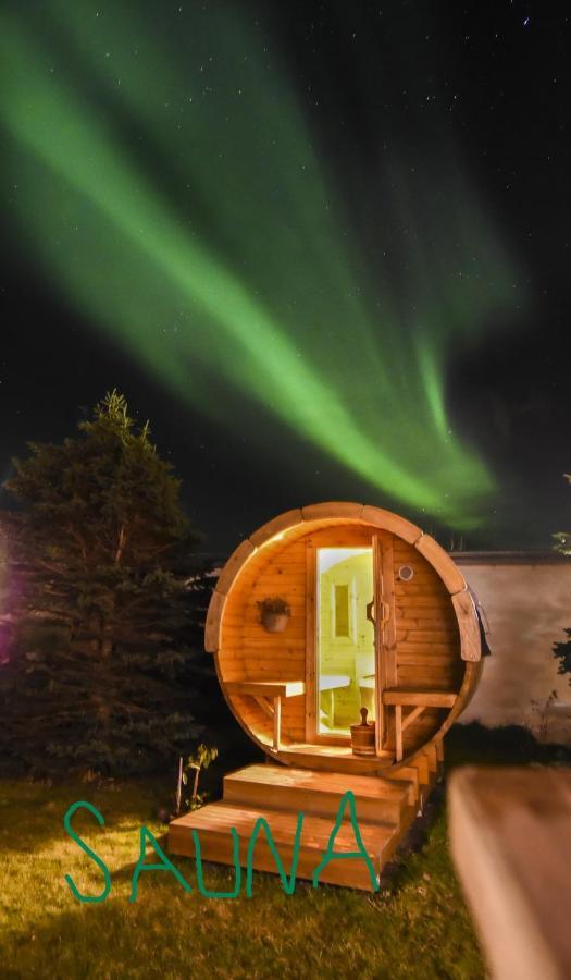 Tunfifill Guesthouse - Free Hot Tub And Sauna, Cozy And Quiet Hvammstangi Kültér fotó